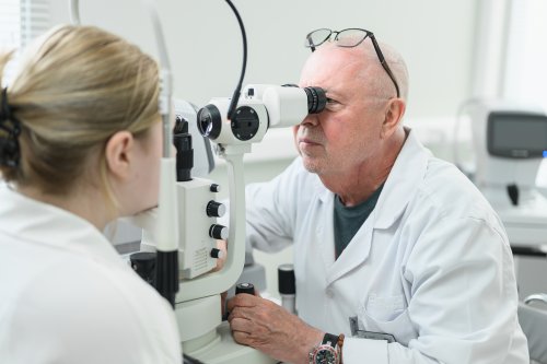 Прием врача-офтальмолога + измерение внутриглазного давления в подарок! Прием врача-офтальмолога + измерение внутриглазного давления в подарок!